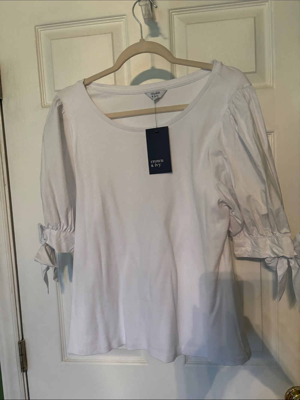 crown & ivy White Puff Sleeve Tie-Cuff Top